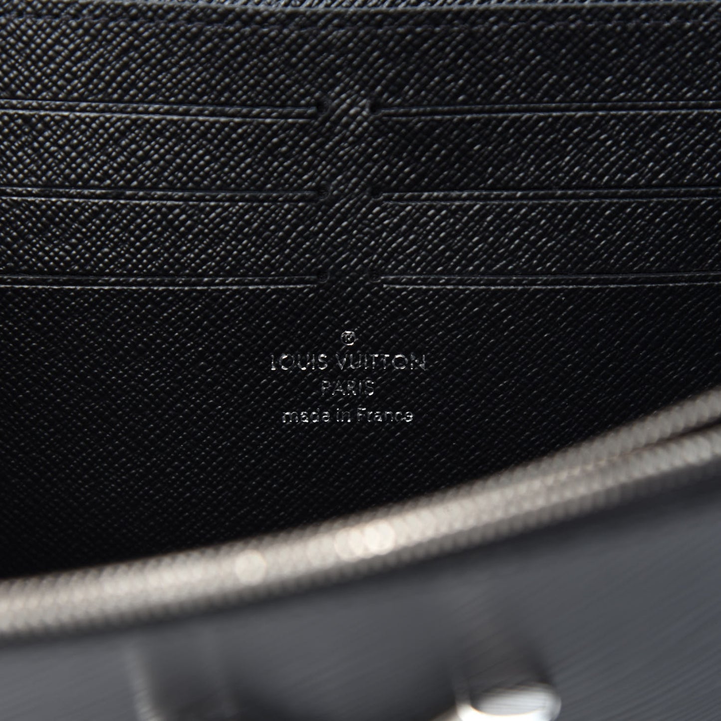 Epi LV Stories Twist Chain Wallet Black