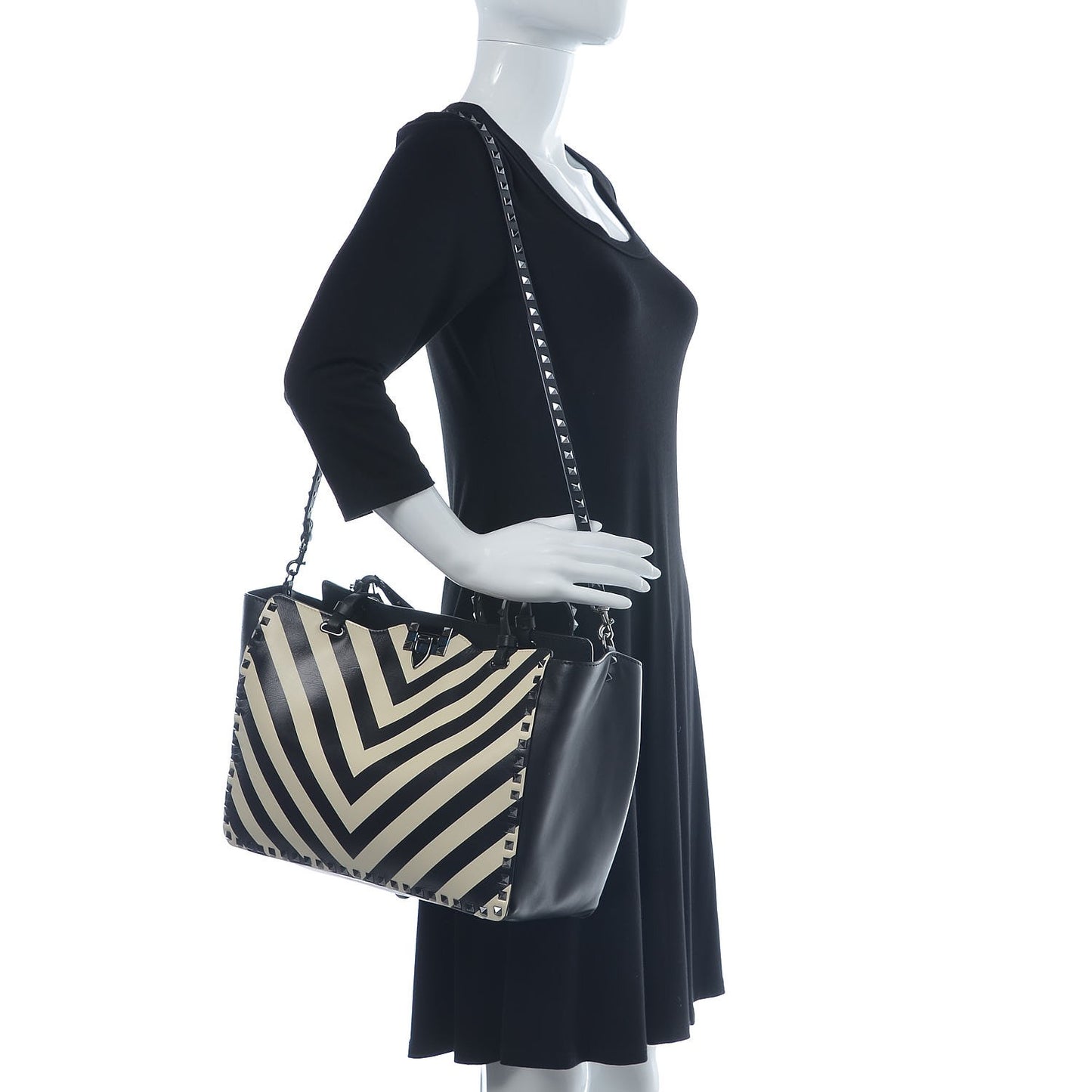 Calfskin Chevron Medium Rockstud Tote Light Ivory Black