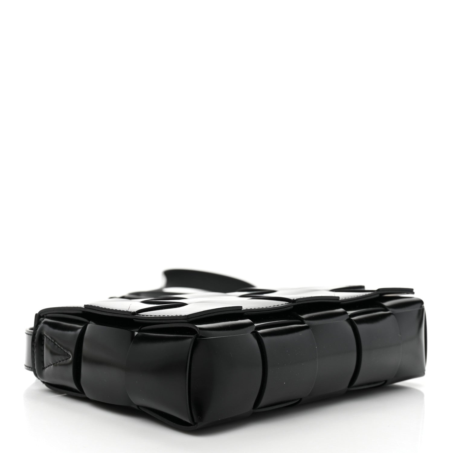 Bottega Veneta Patent Maxi Intrecciato Cassette Crossbody Bag Black 4 of 8