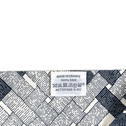 Hermes Silk Twilly Mors a Jouets Chemise Marine White 3 of 4