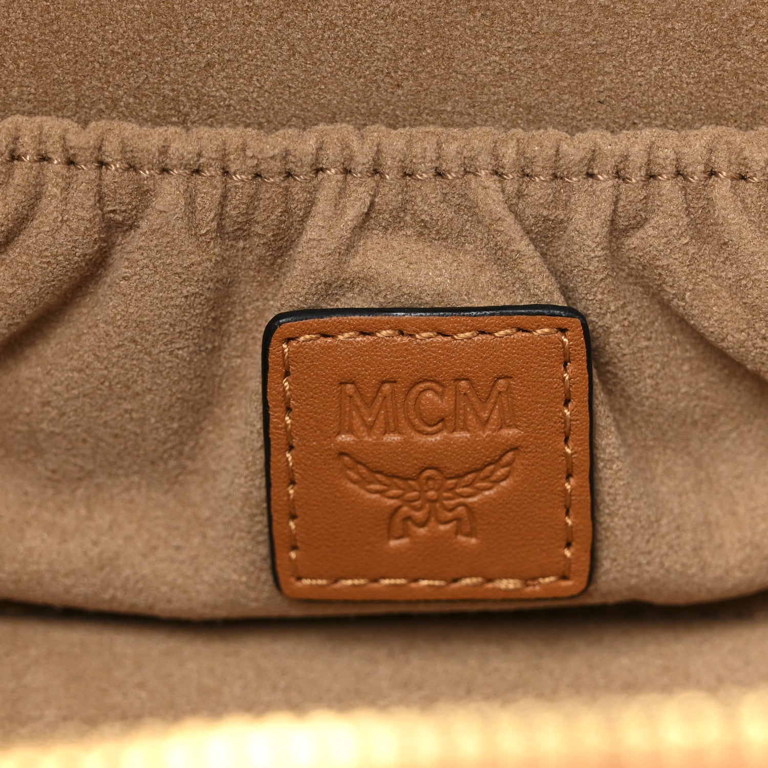 MCM Visetos Rockstar Vanity Case Cognac 6 of 12