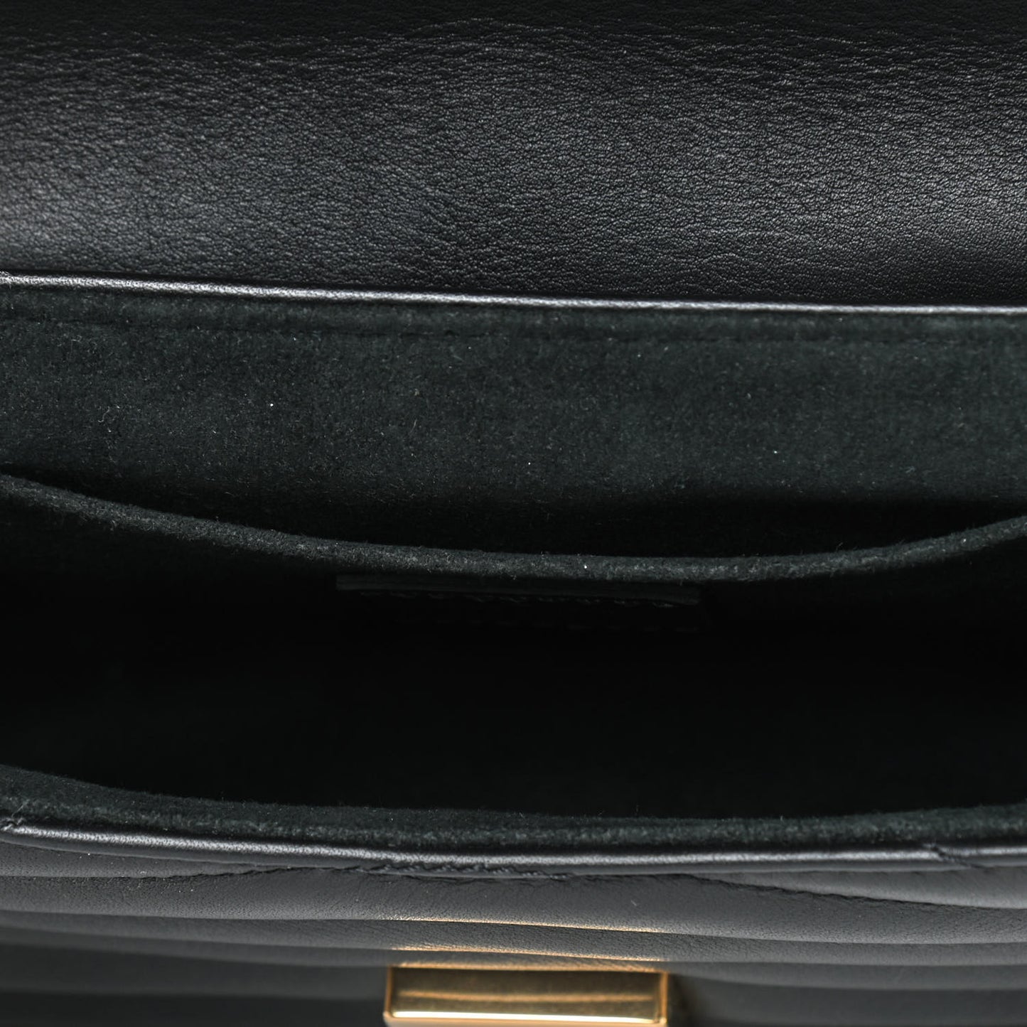 Calfskin New Wave Chain MM Black