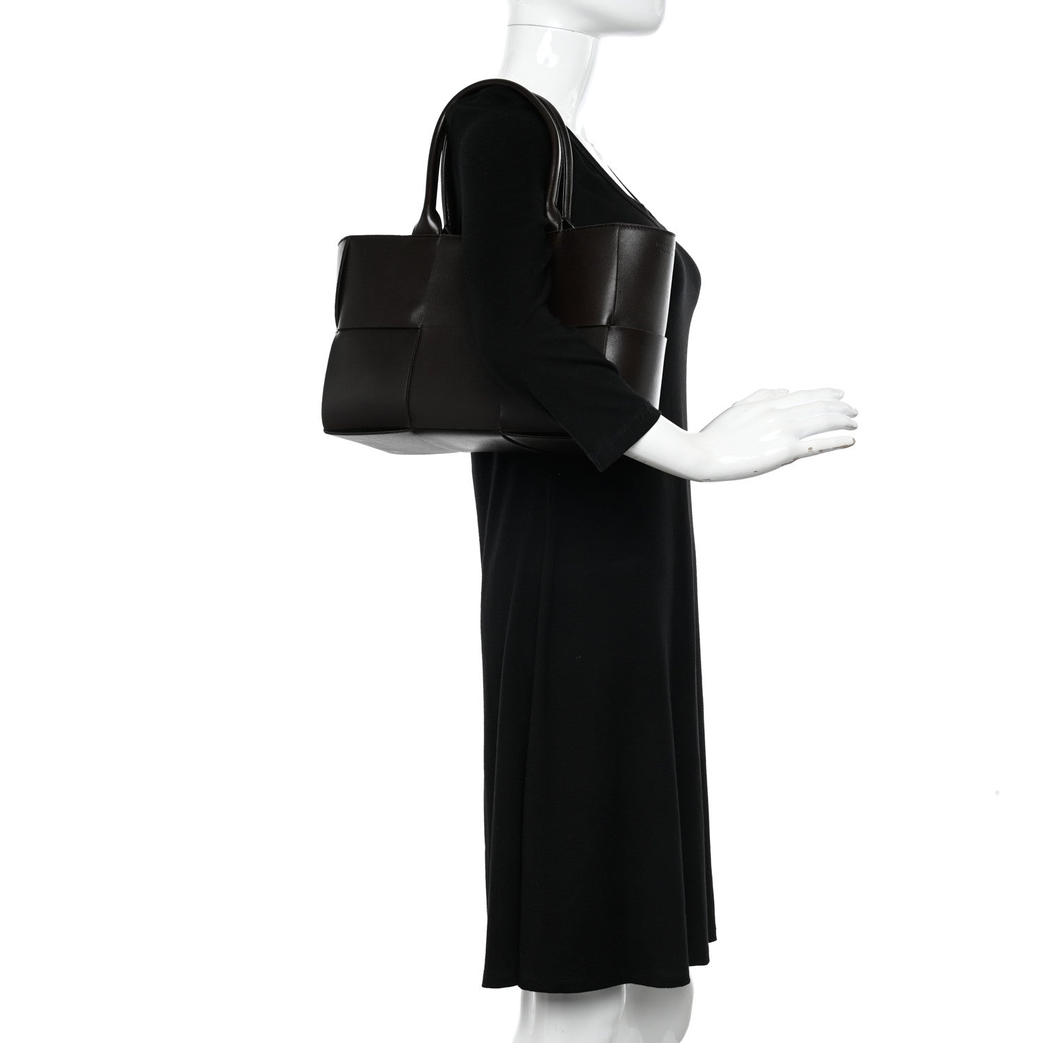 Bottega Veneta Nappa Maxi Intrecciato Medium Arco Tote Fondant 2 of 12