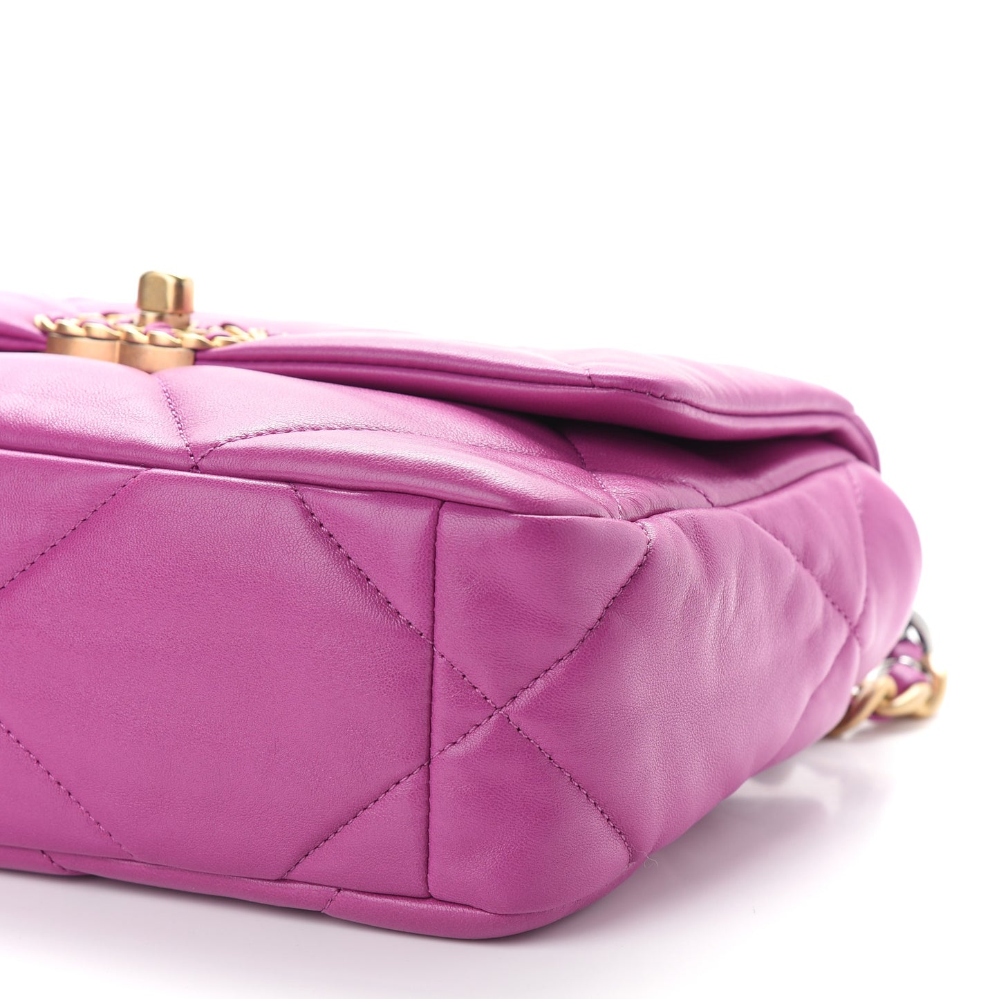 Lambskin Quilted Medium Chanel 19 Flap Purple