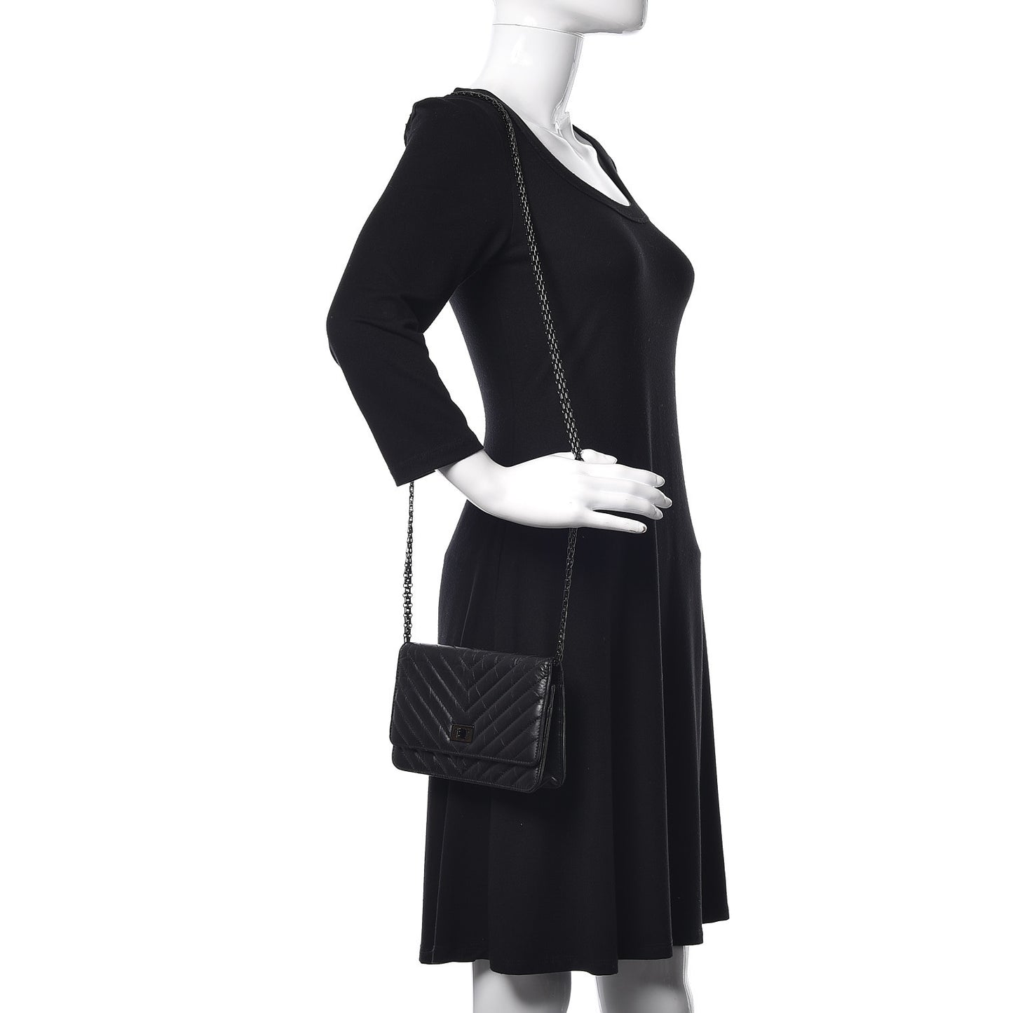 Aged Calfskin Chevron Quilted Reissue Wallet On Chain WOC So Black