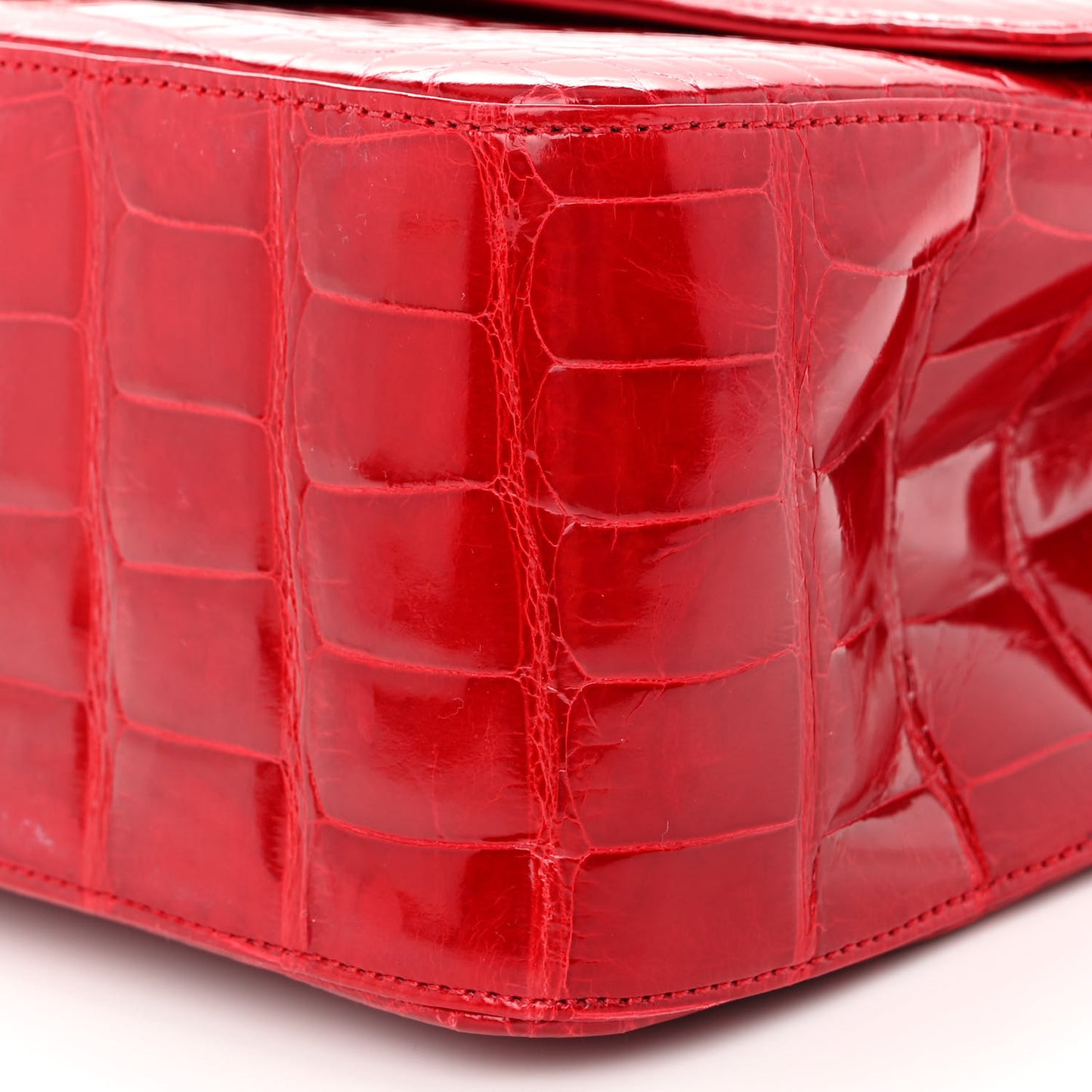 Alligator Jumbo Double Flap Red