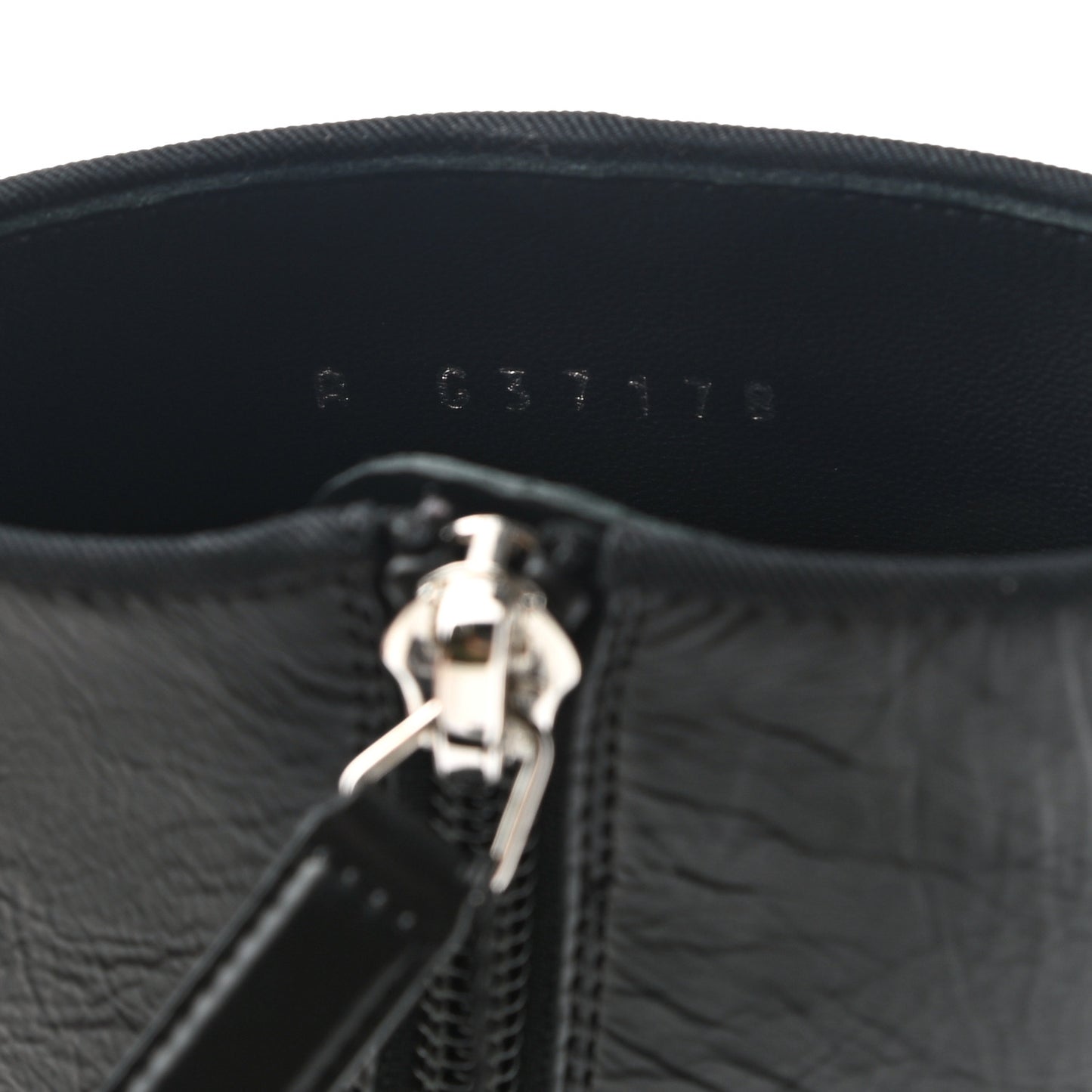 Crumpled Calfskin Cap Toe Chain Short Boots 37.5 Black