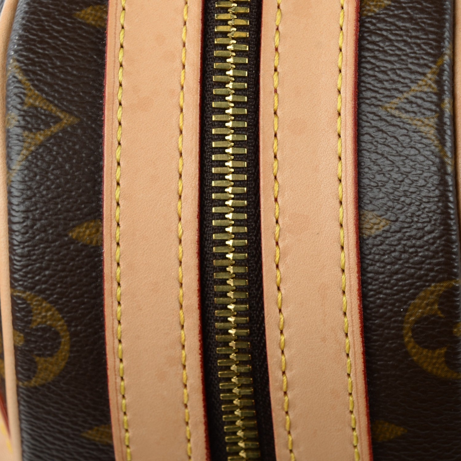 Louis Vuitton Monogram Mizi 7 of 10