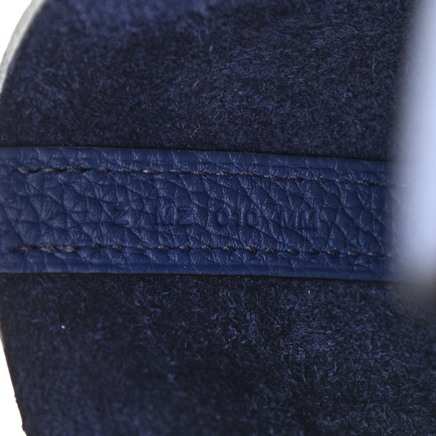 Taurillon Clemence Picotin Lock 18 PM Bleu Saphir