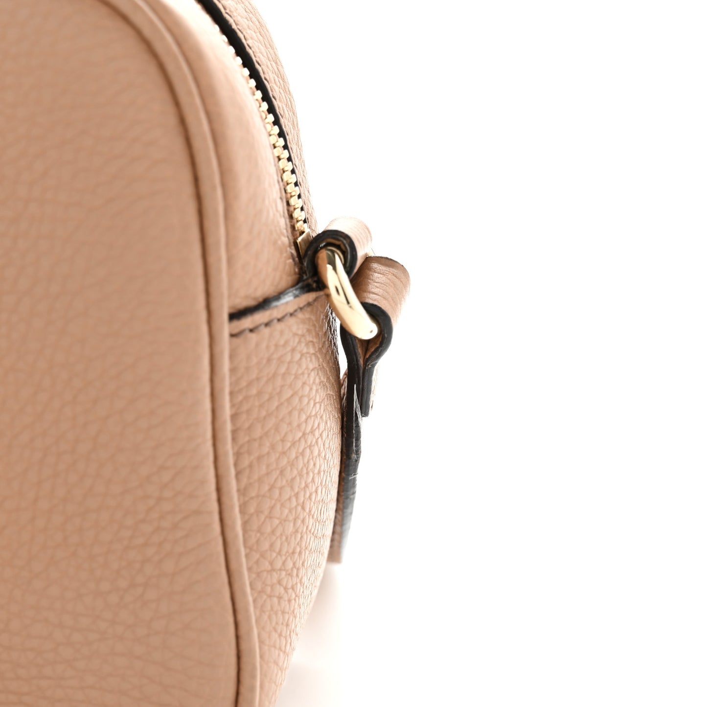 Pebbled Calfskin Small Soho Disco Bag Camelia