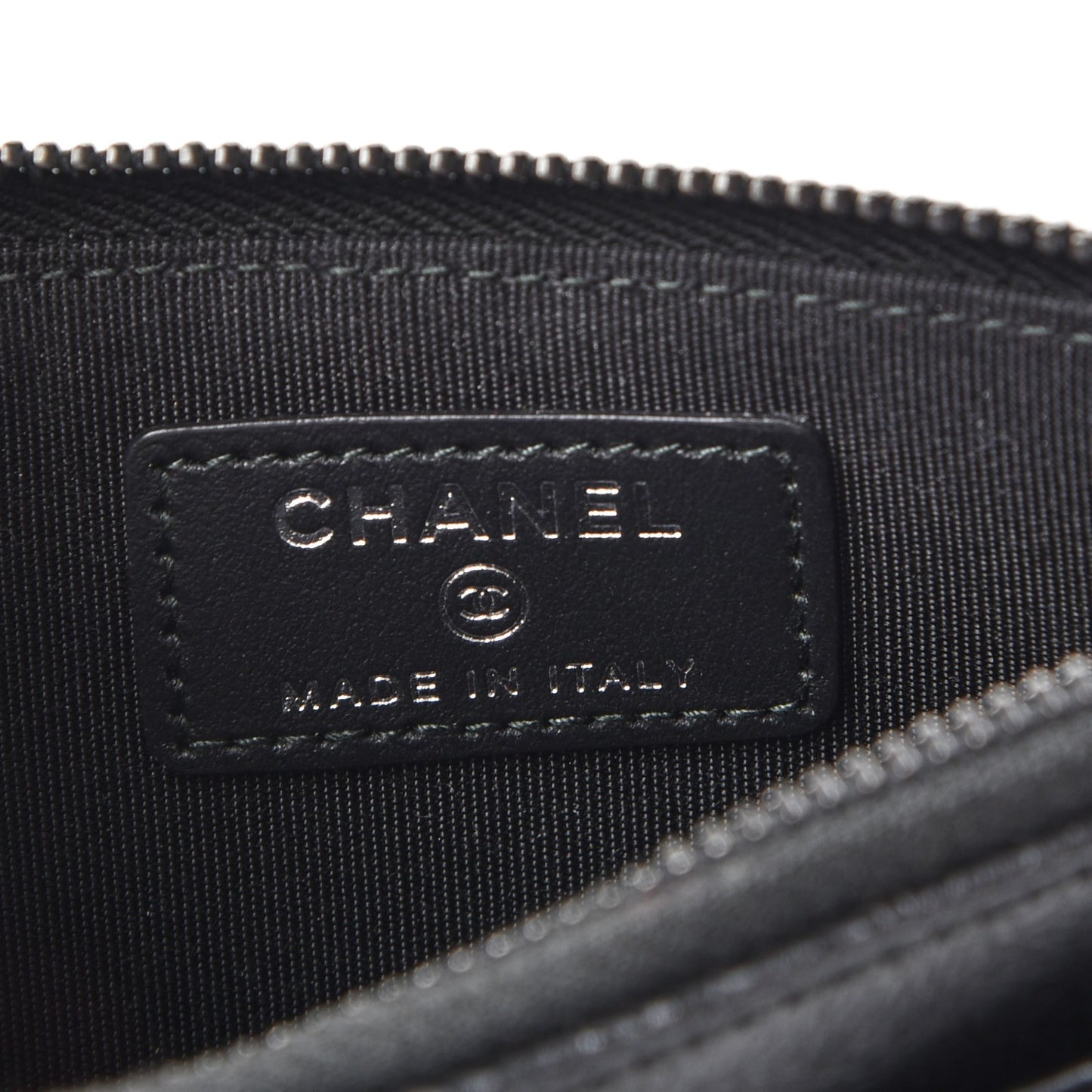 Crinkled Calfskin Quilted Classic Zip Pouch So Black