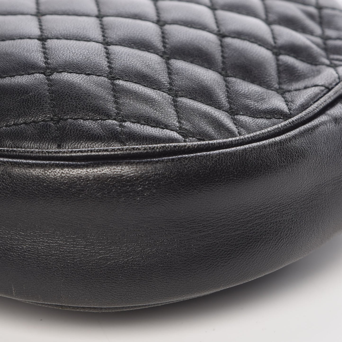 Lambskin Quilted Round Shoulder Bag Black