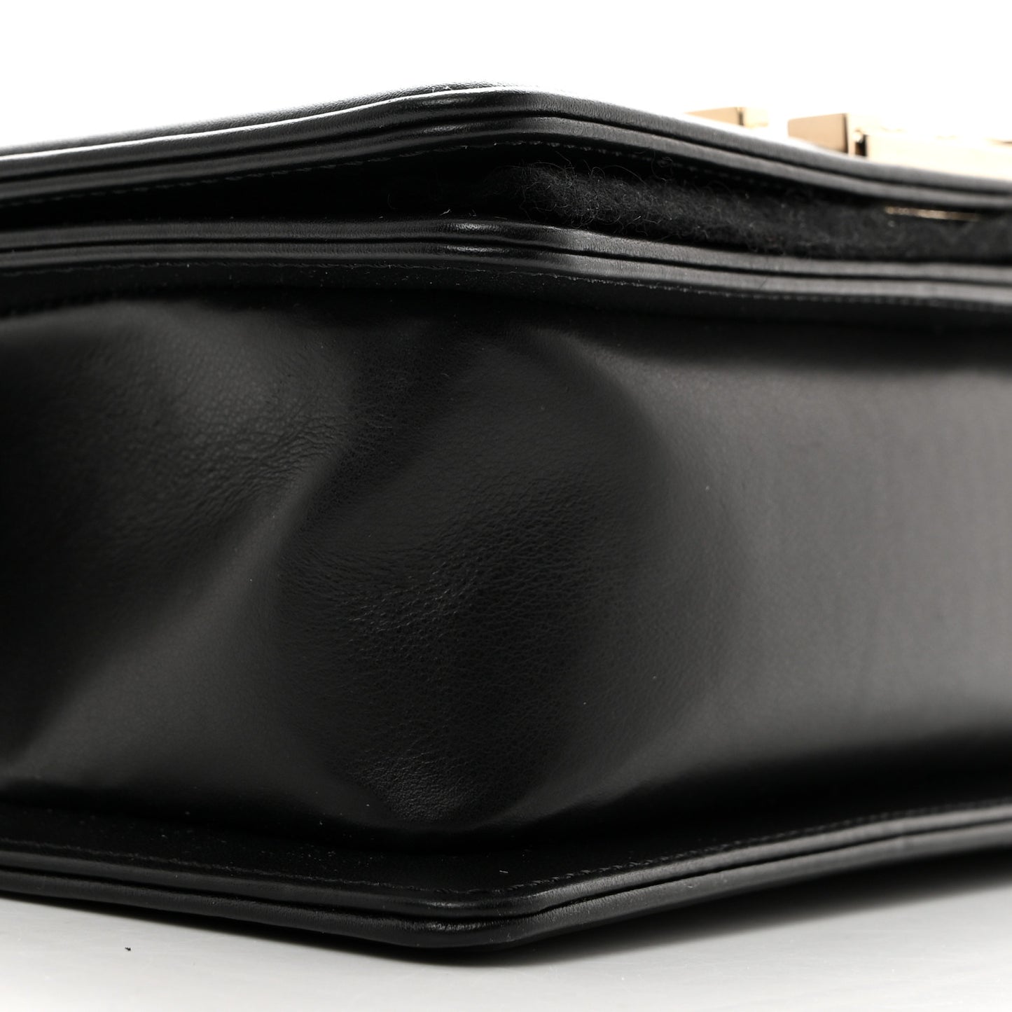 Calfskin Pearl Small Boy Flap Black