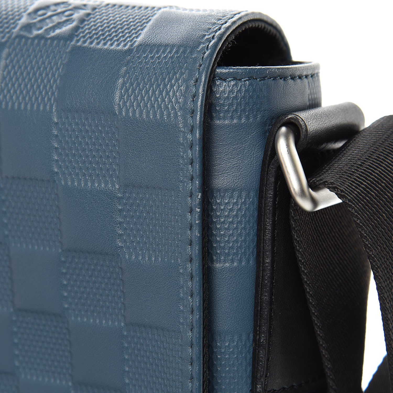Louis Vuitton Damier Infini District PM Orion 14 of 24