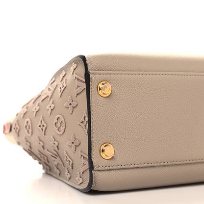 Louis Vuitton Calfskin Monogram Tufting On My Side Galet 8 of 9