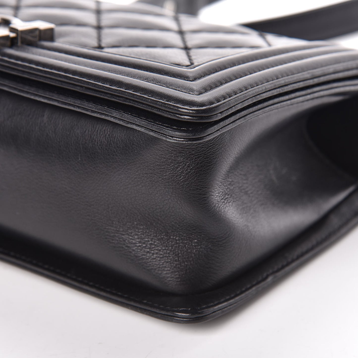 Calfskin Double Stitch Medium Boy Flap Black