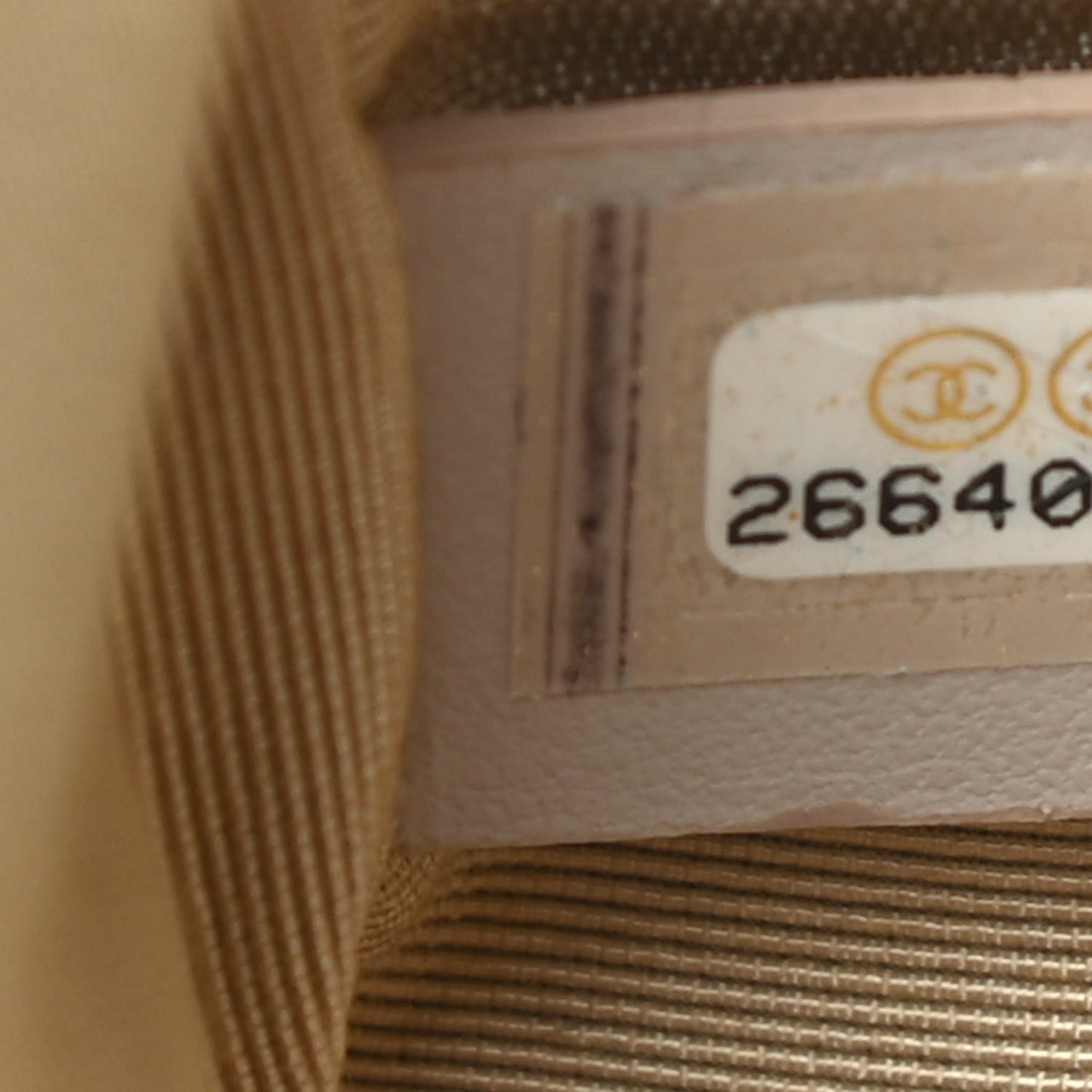 Crumpled Calfskin Chevron Small Chain Boy Flap Black