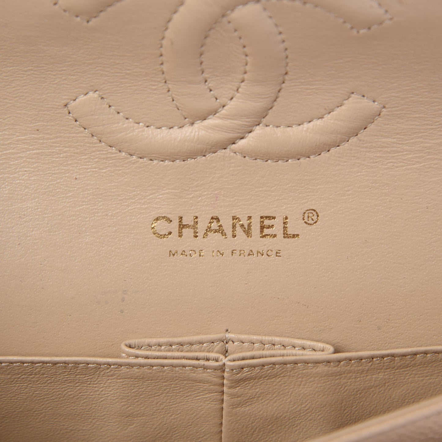 Caviar Quilted Medium Double Flap Beige Clair