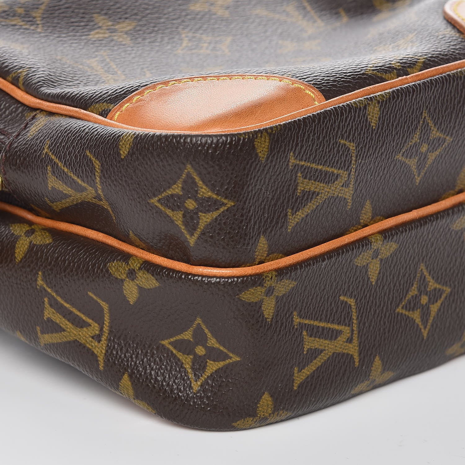 Louis Vuitton Monogram Amazone 8 of 11