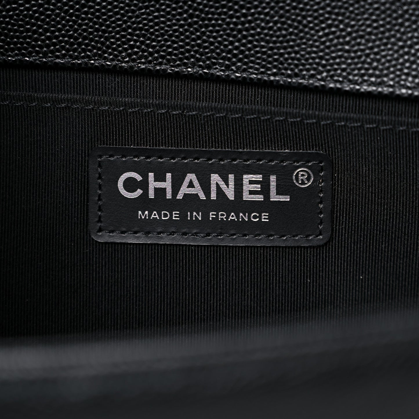 Caviar Quilted Medium Boy Flap Black