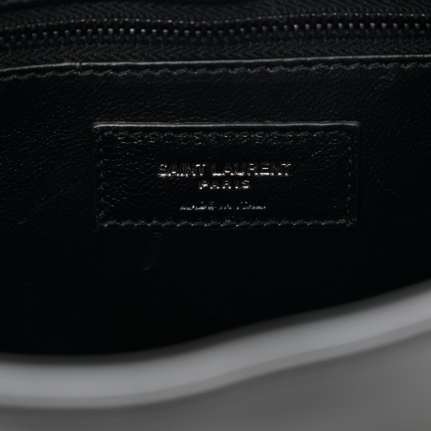 Saint Laurent Patent Le 5 A 7 Monochrome Hobo Black 7 of 10