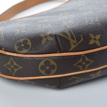Louis Vuitton Monogram Croissant PM 8 of 9