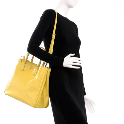 Prada Saffiano Vernice Tote Ananas 2 of 17