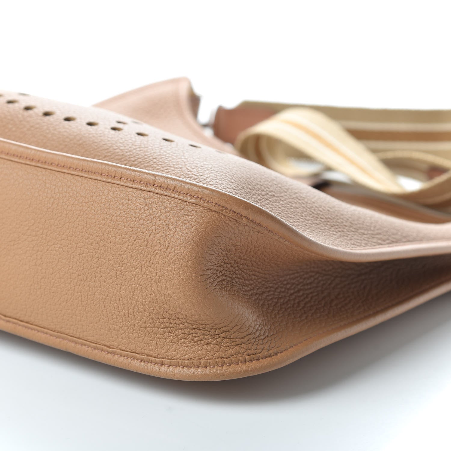 Hermes Togo Evelyne GM Tabac Camel 7 of 10