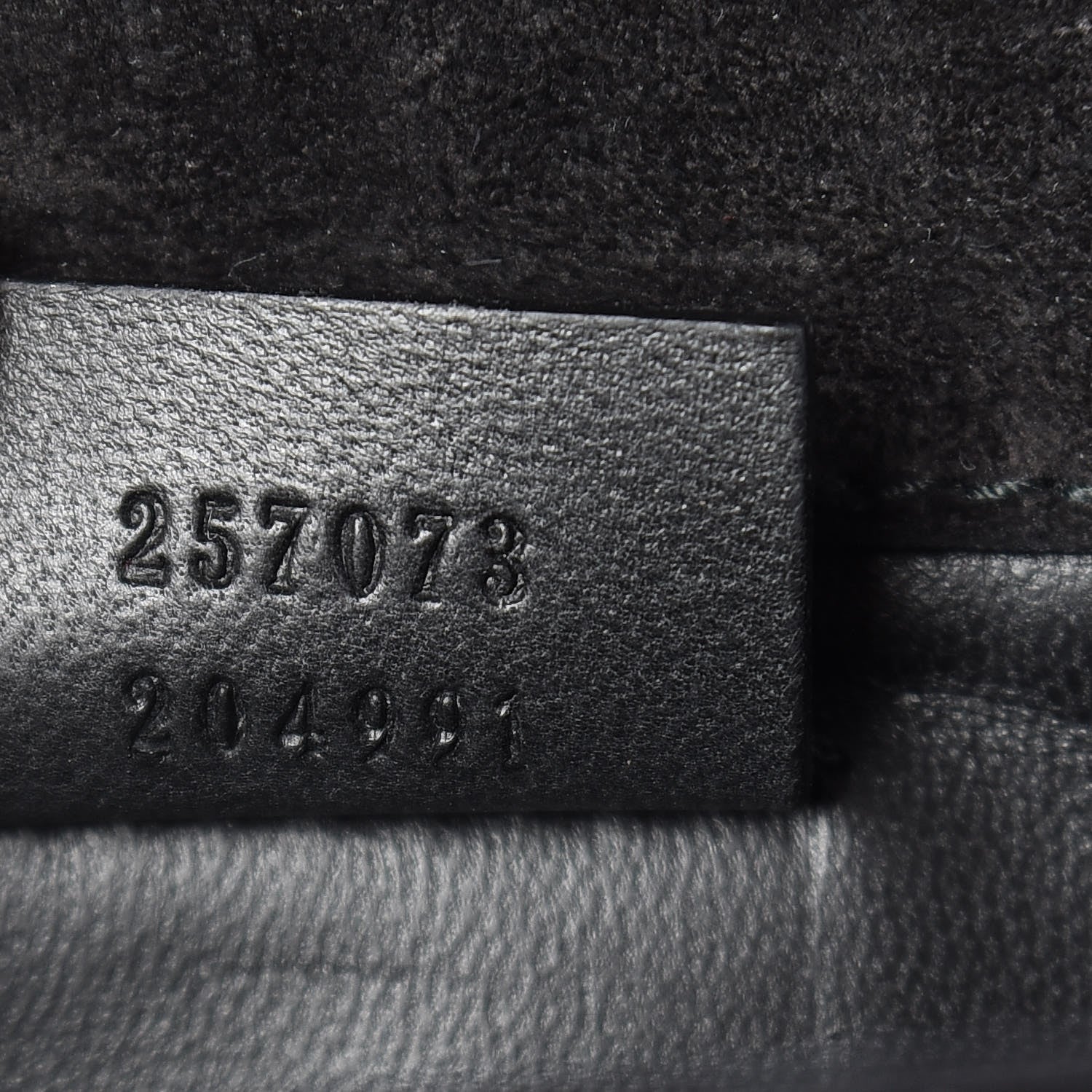 Gucci Patent Microguccissima Small Broadway Clutch Black 7 of 11