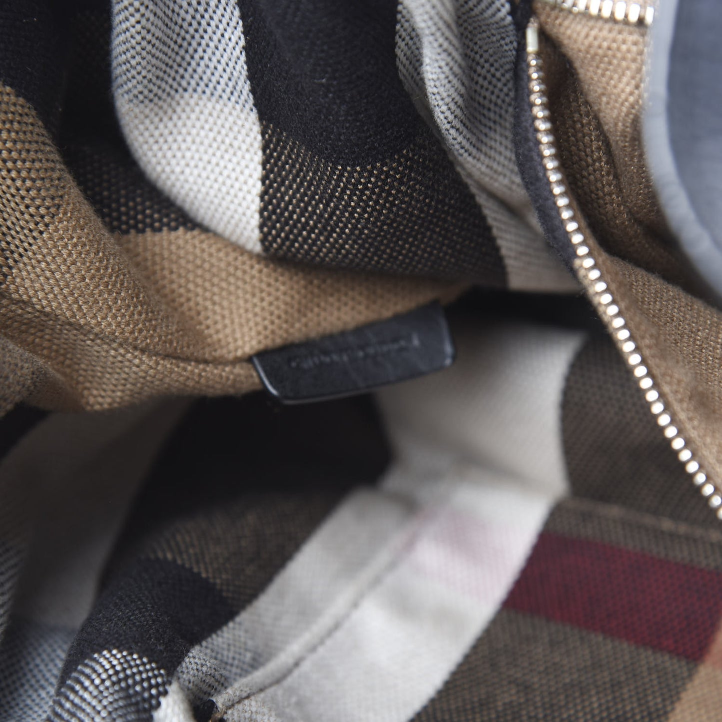 Grainy Calfskin House Check Medium Maidstone Black