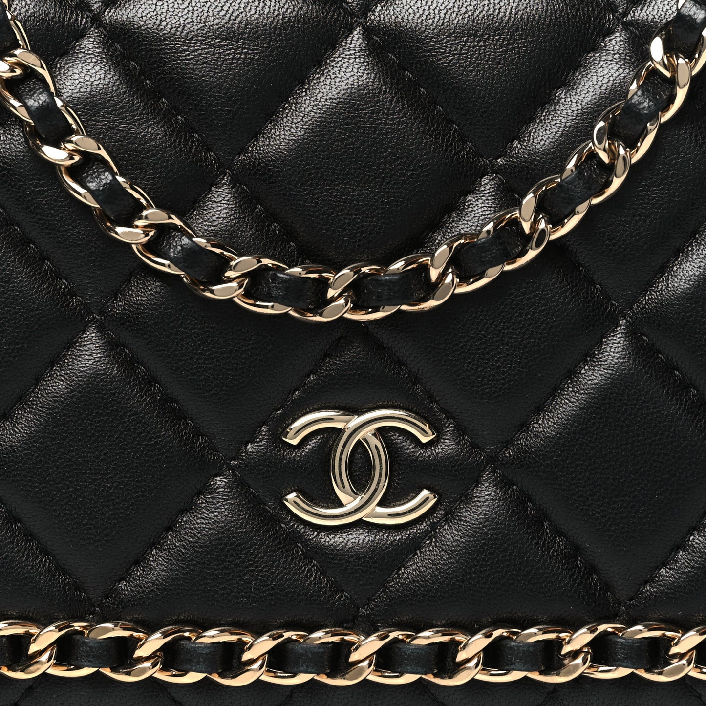 Lambskin Quilted Chain Around Wallet On Chain WOC Black