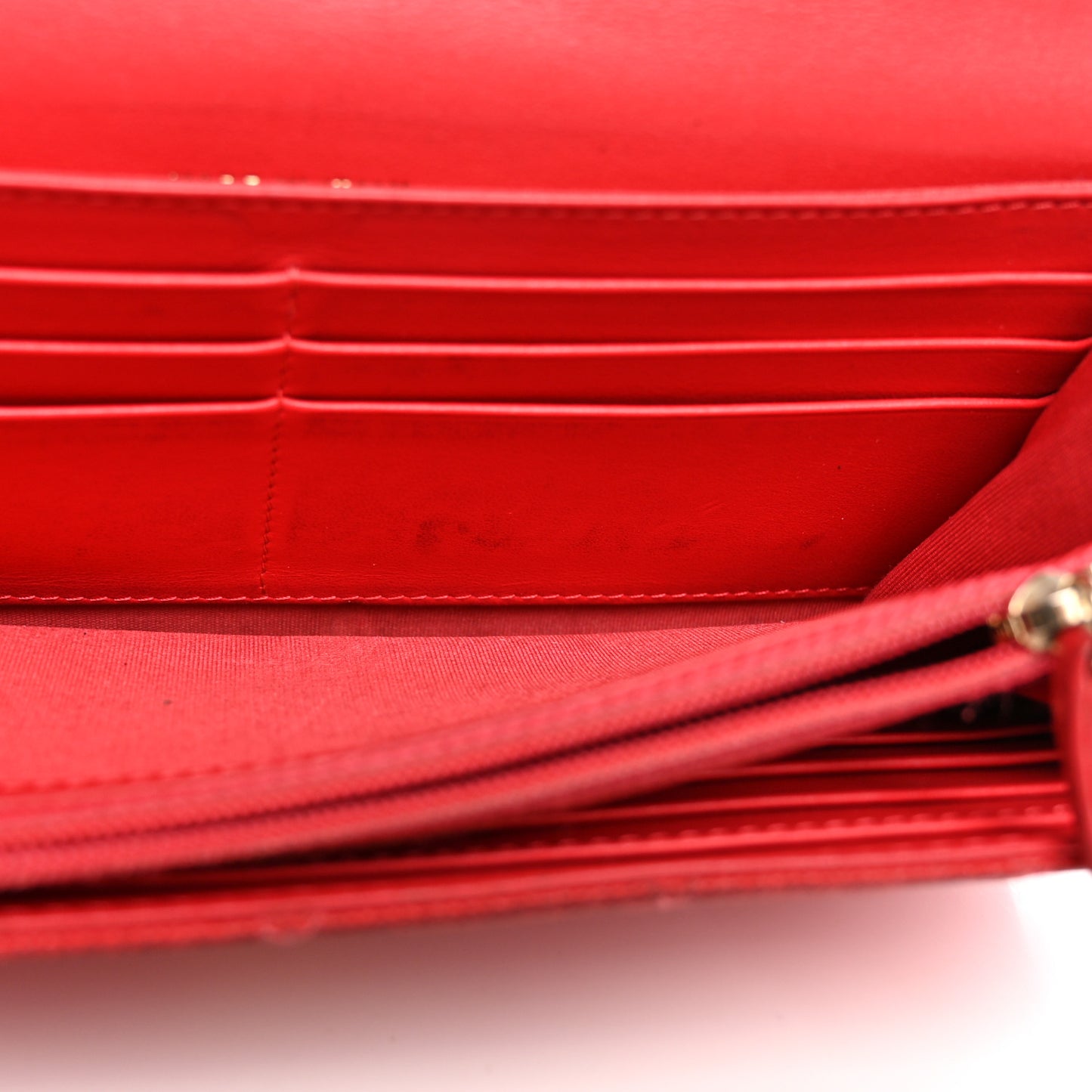 Caviar Quilted Large Filigree Gusset Flap Wallet Red