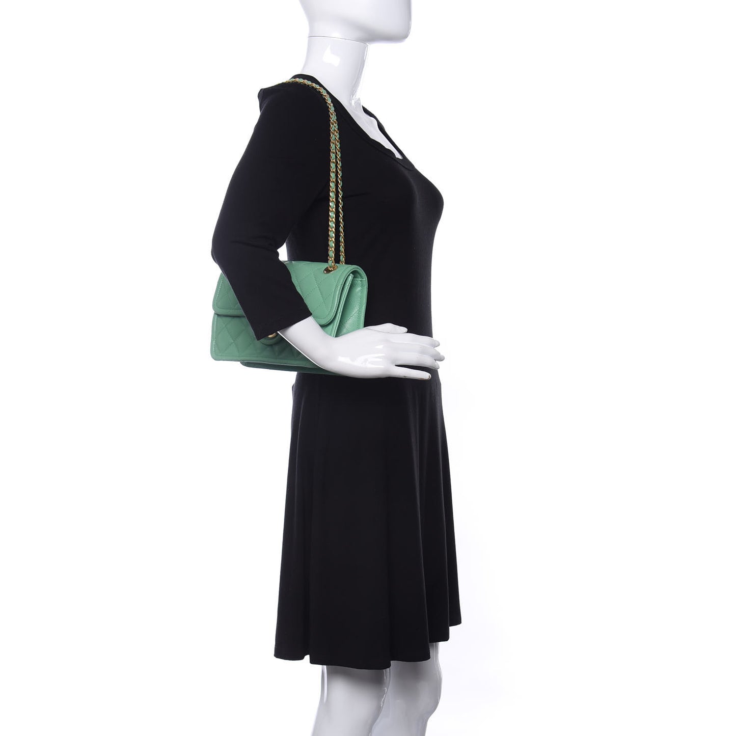 Caviar Quilted Medium Sweet Classic Flap Green
