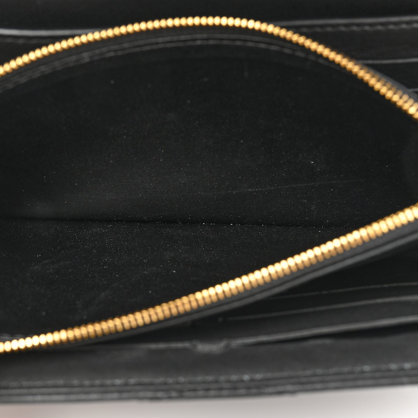 Calfskin Love Lock New Wave Long Wallet Black