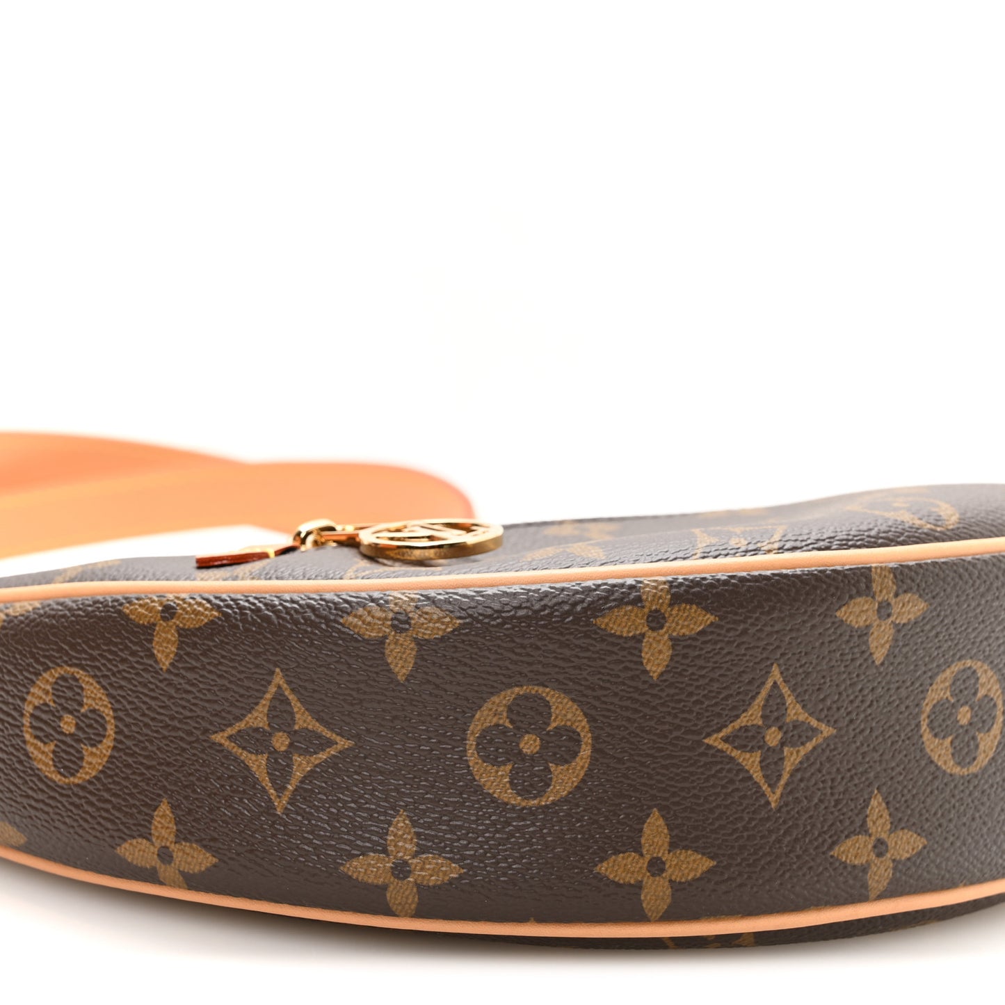 Monogram Loop