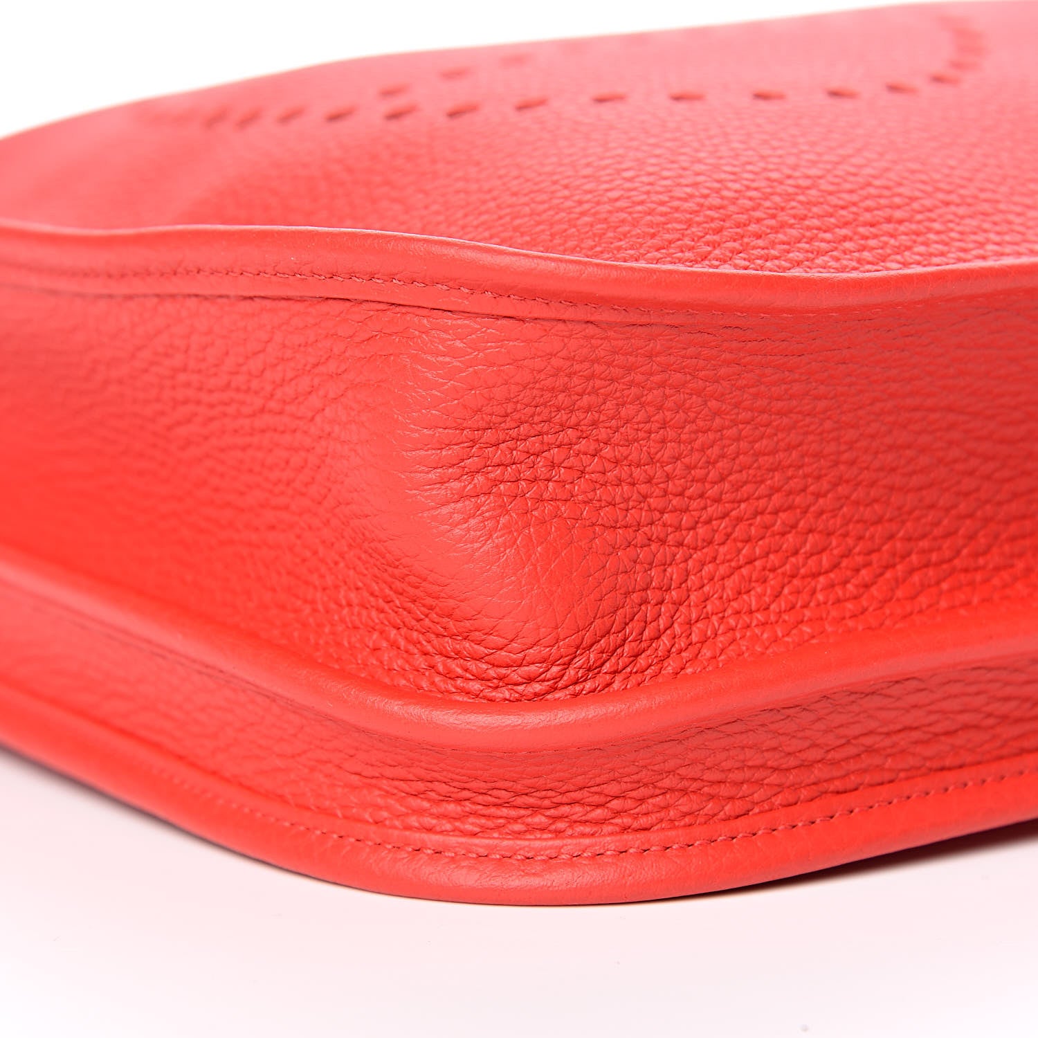 Hermes Taurillon Clemence Evelyne III PM Rouge De Coeur 11 of 12