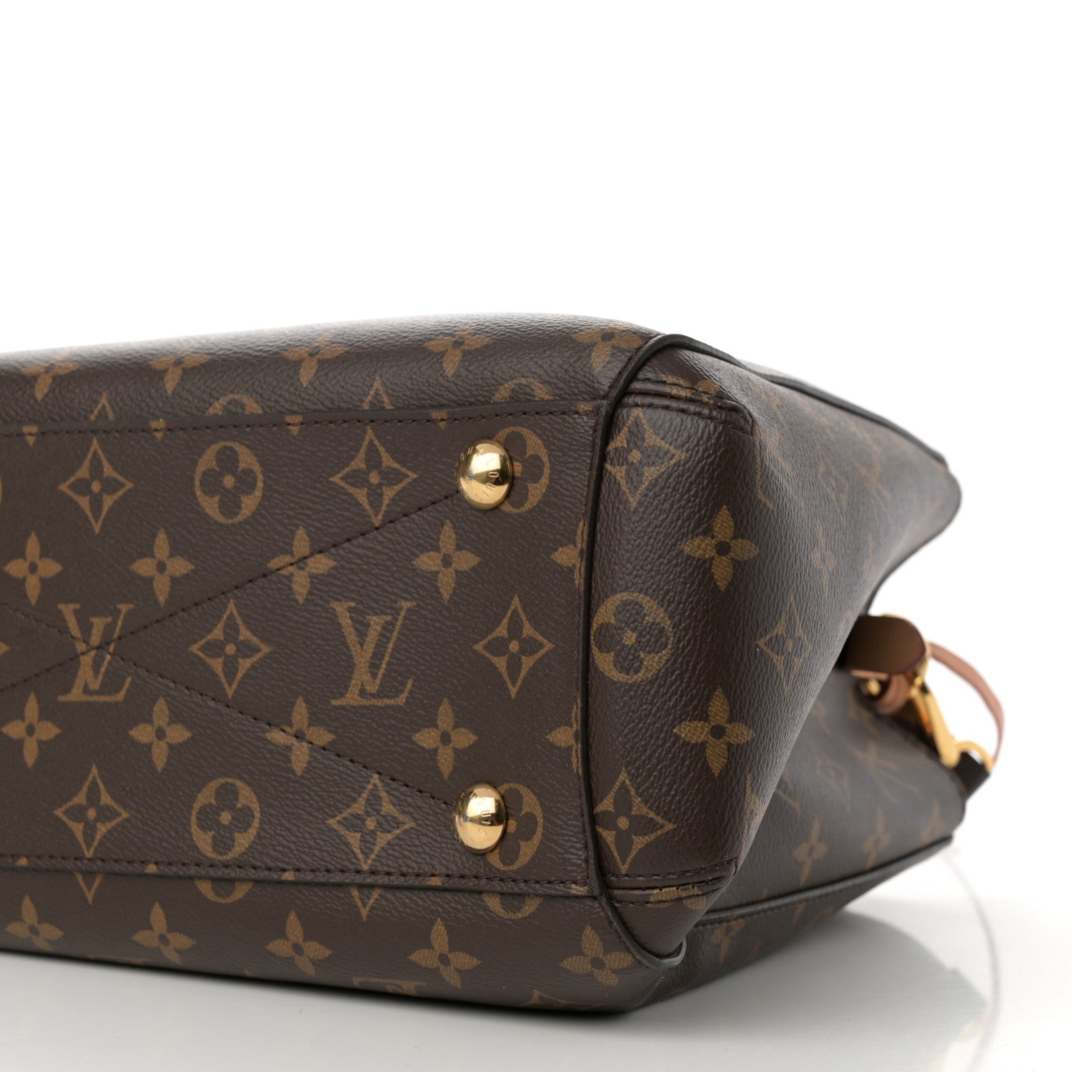 Louis Vuitton Monogram Montaigne MM 9 of 12
