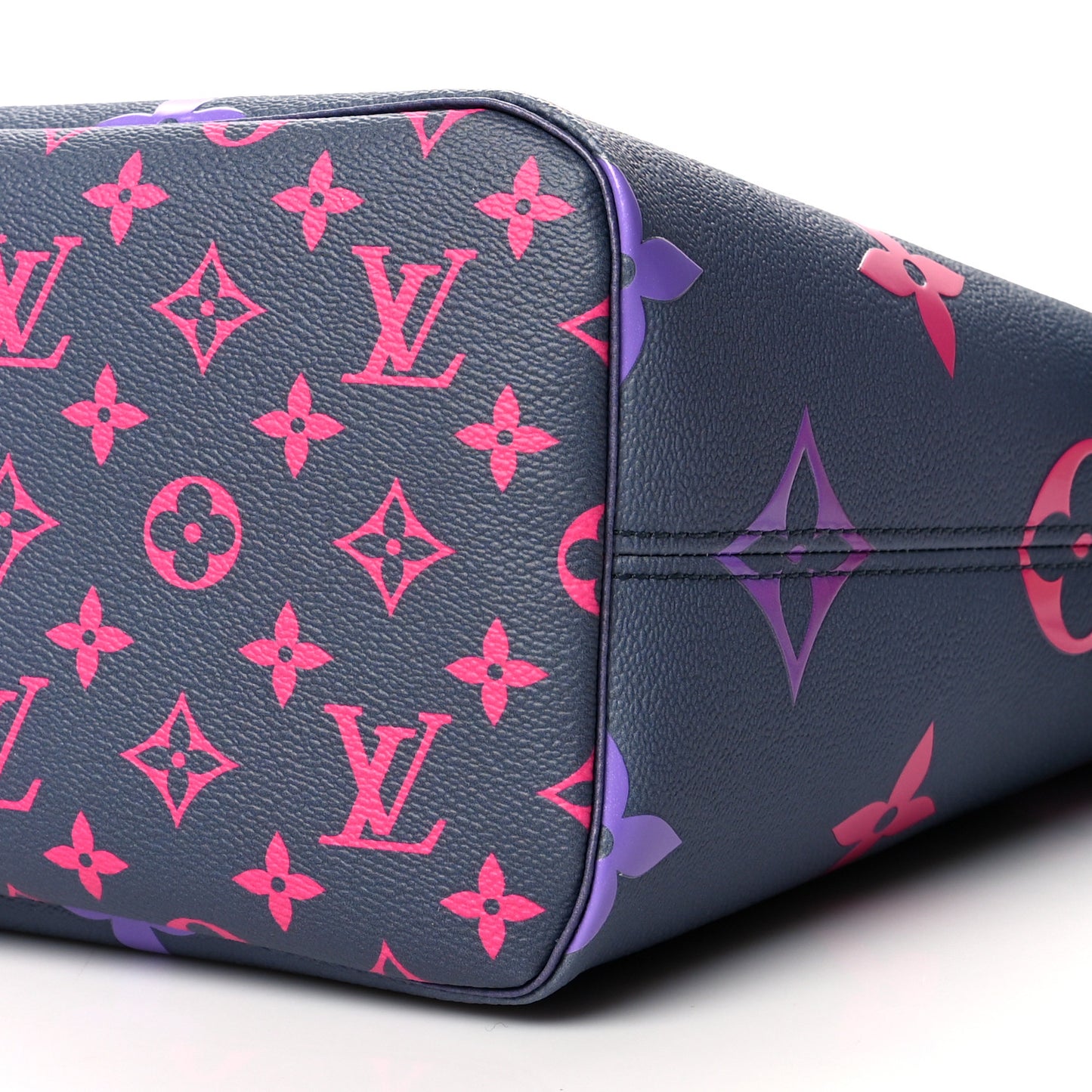Monogram Giant Spring In The City Neverfull MM Midnight Fuchsia