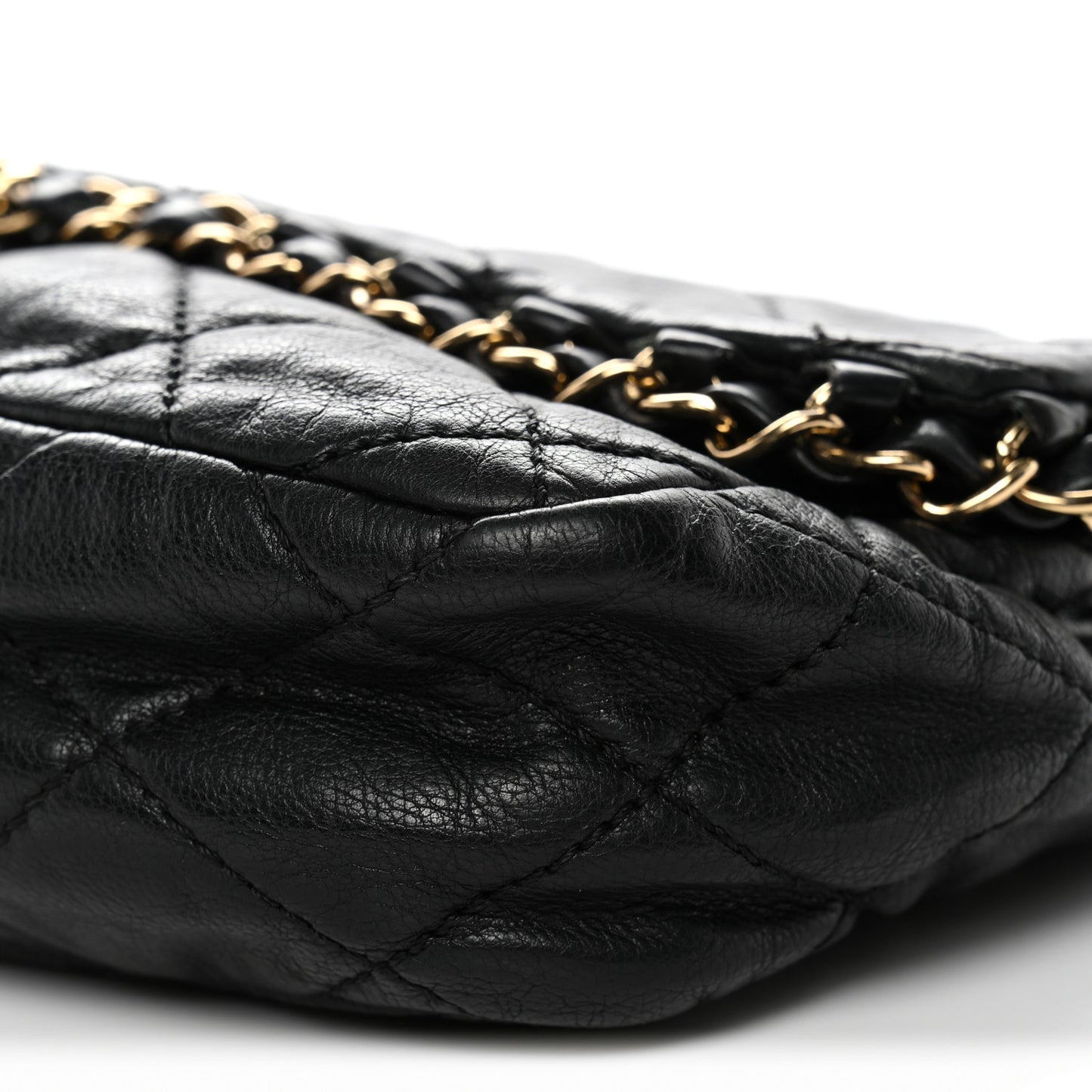 Calfskin Quilted Medium Chain Me Flap Black