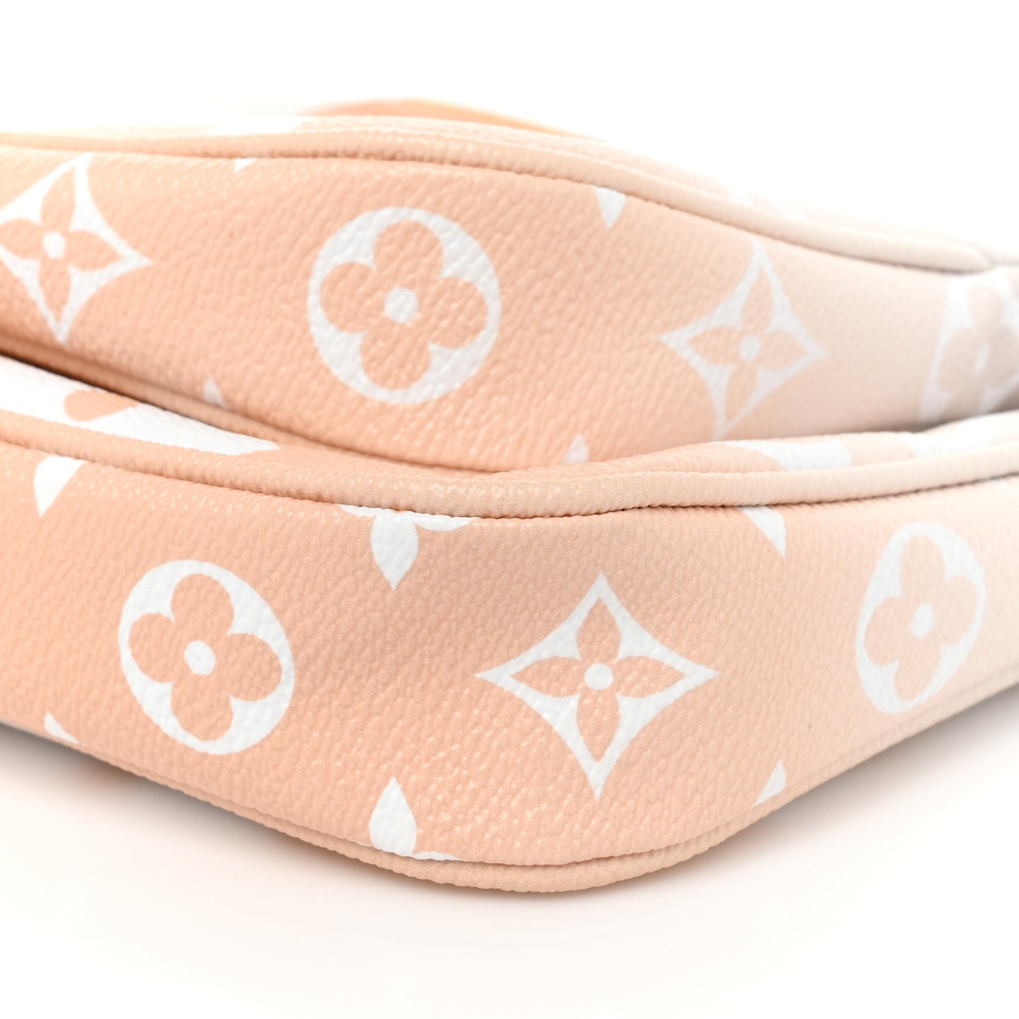 Monogram Giant By The Pool Multi Pochette Accessories Brume