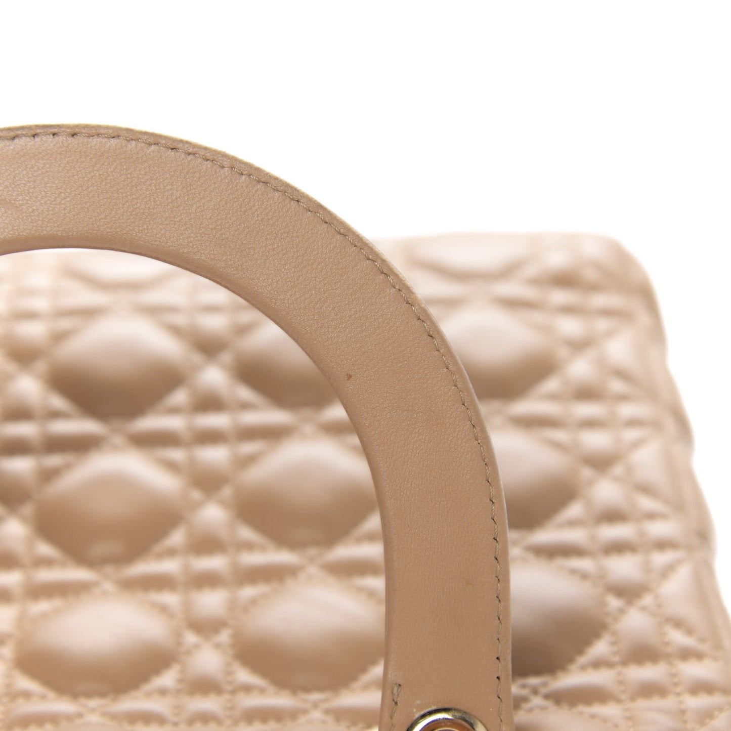 Lambskin Cannage Medium Lady Dior Beige