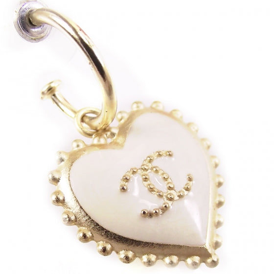 Chanel Gold Heart CC Earrings 4 of 5