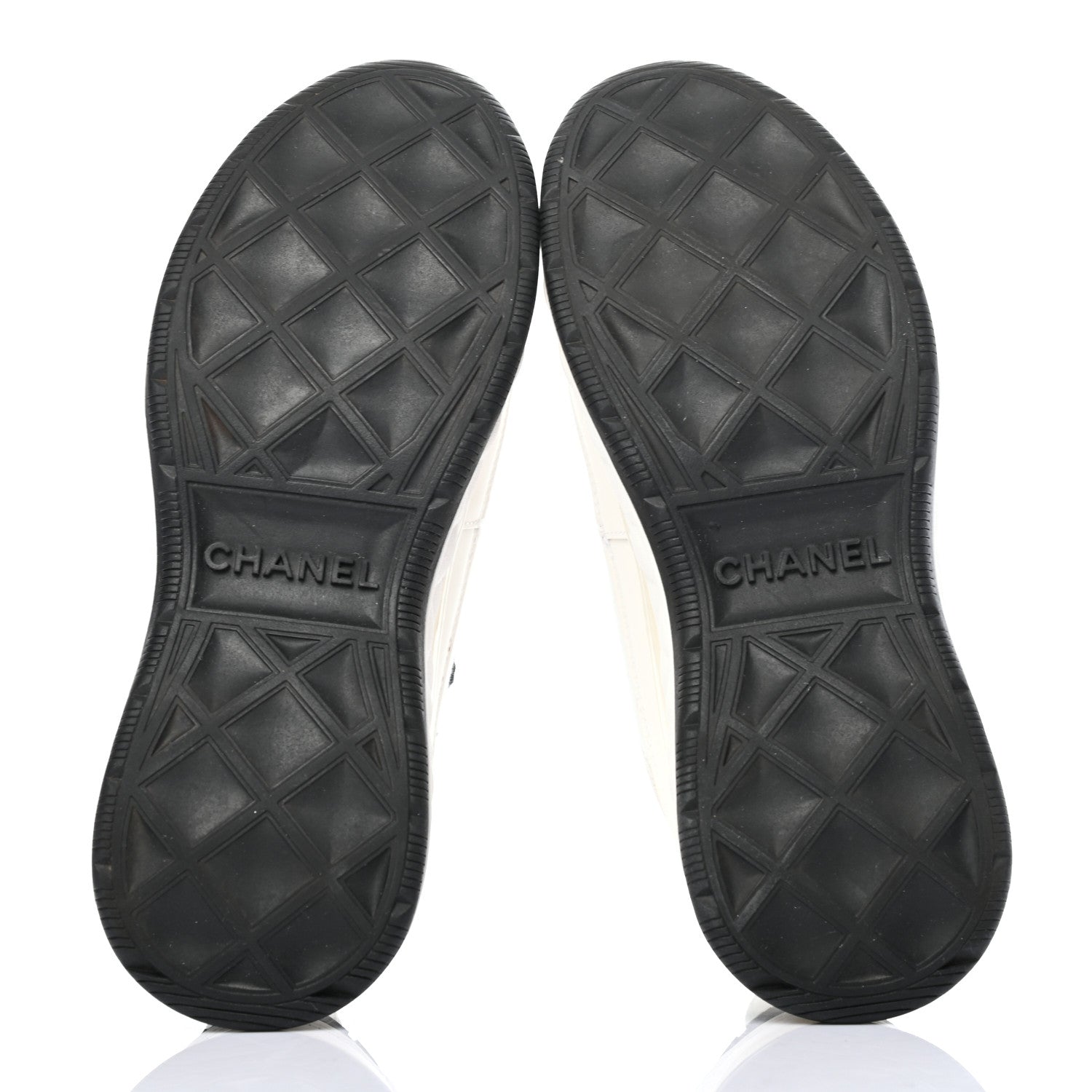 Chanel Velvet Calfskin Mixed Fibers CC Sneakers 37 Ivory Black 5 of 8