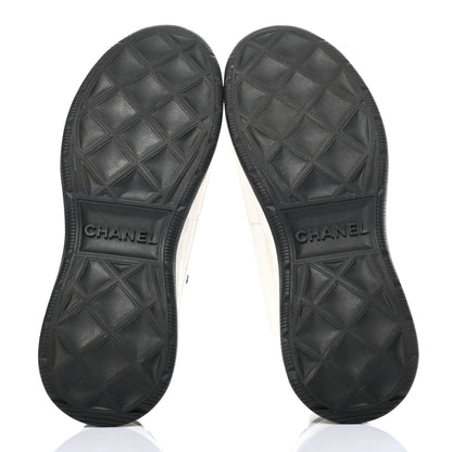 Chanel Velvet Calfskin Mixed Fibers CC Sneakers 37 Ivory Black 5 of 8