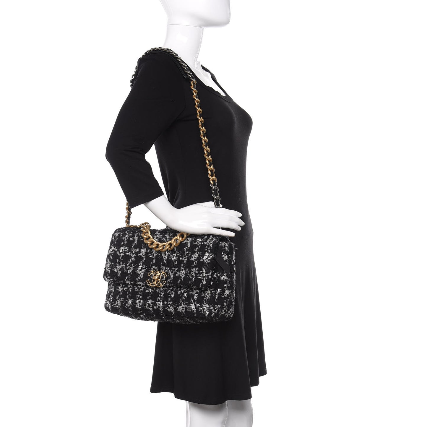 Tweed Quilted Large 19 Flap Black Ecru White
