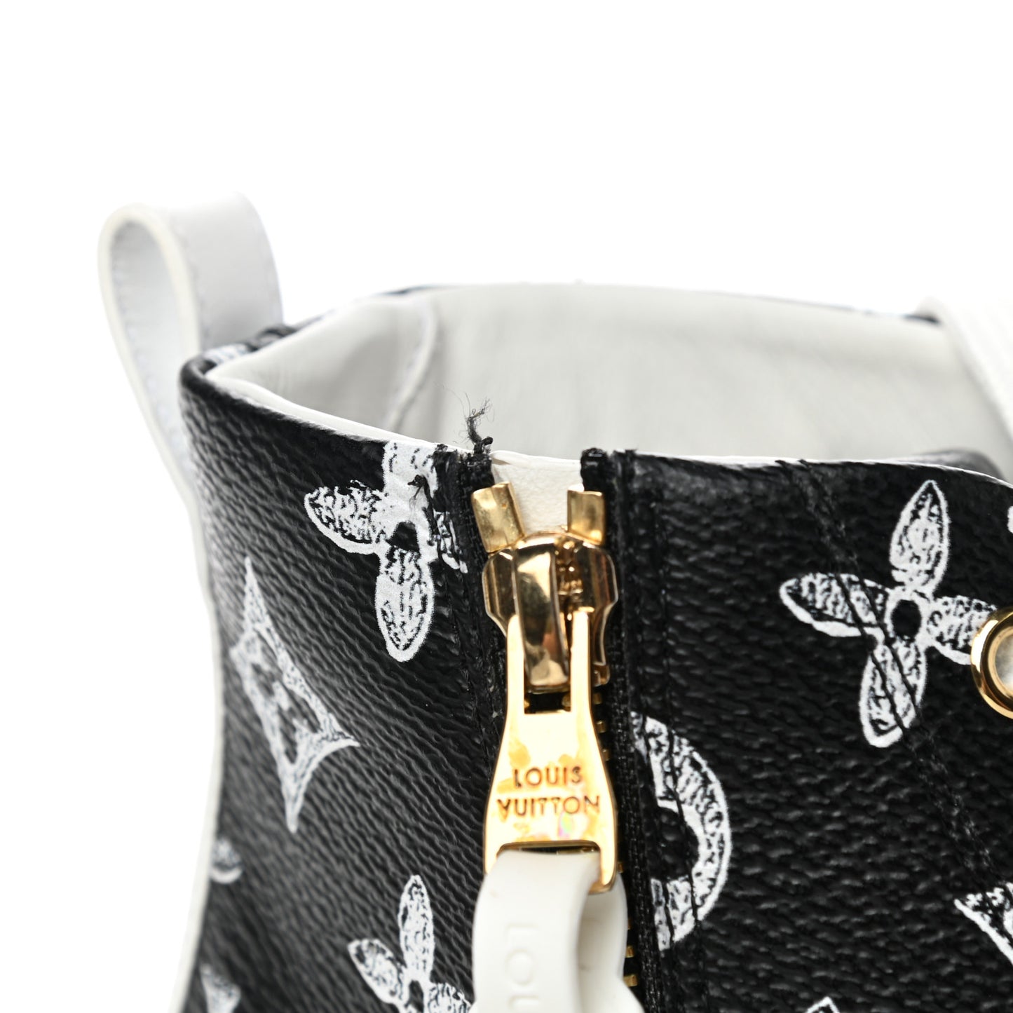 Catogram Stellar Sneaker Boots 40 Black