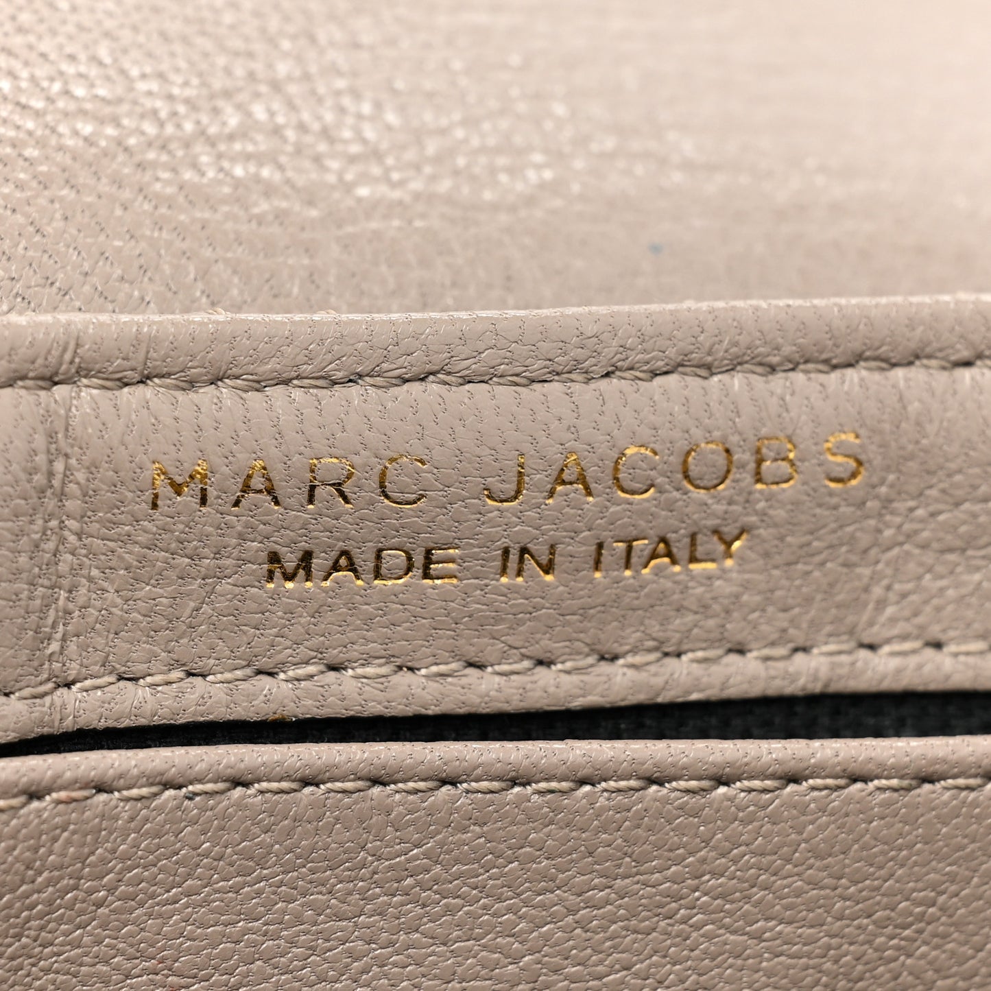 Lacquered Lambskin Baroque Single Flap Grey
