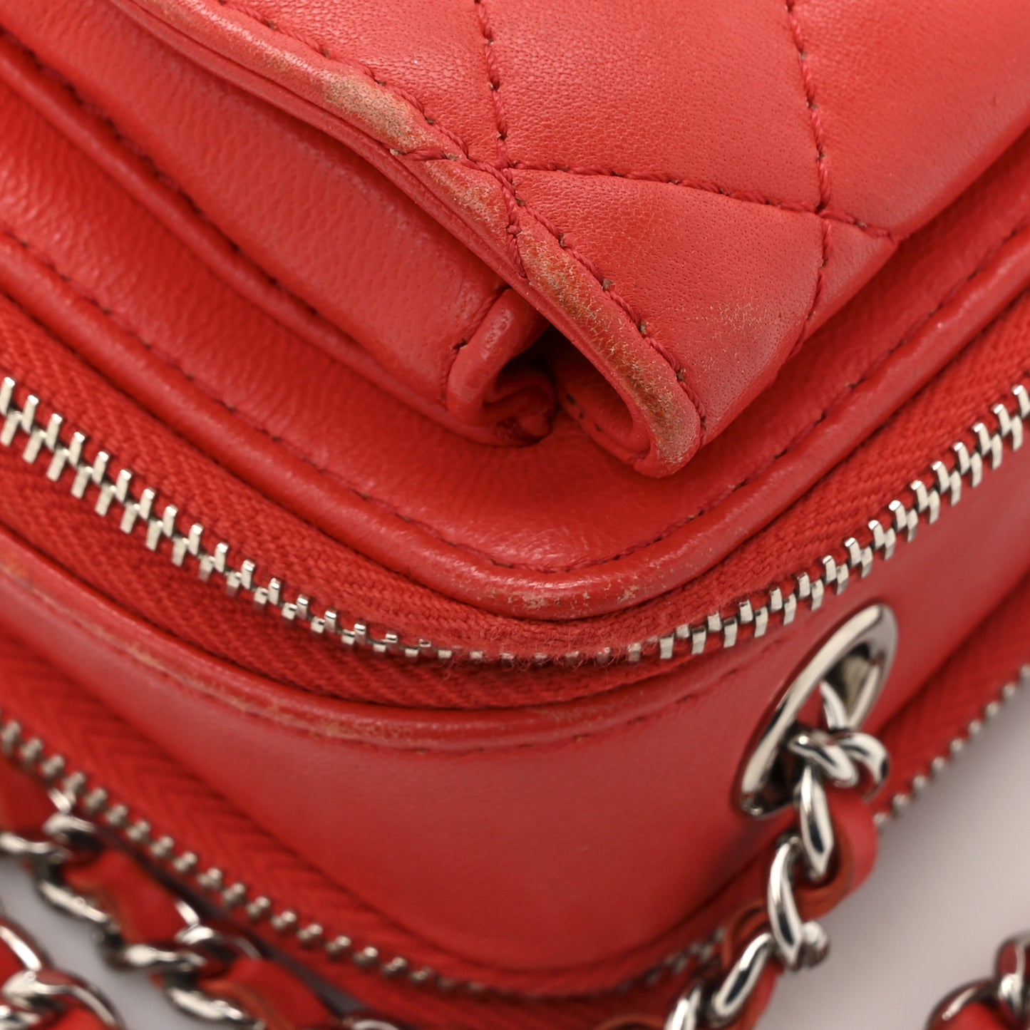 Lambskin Quilted Small Pocket Box Camera Case Red