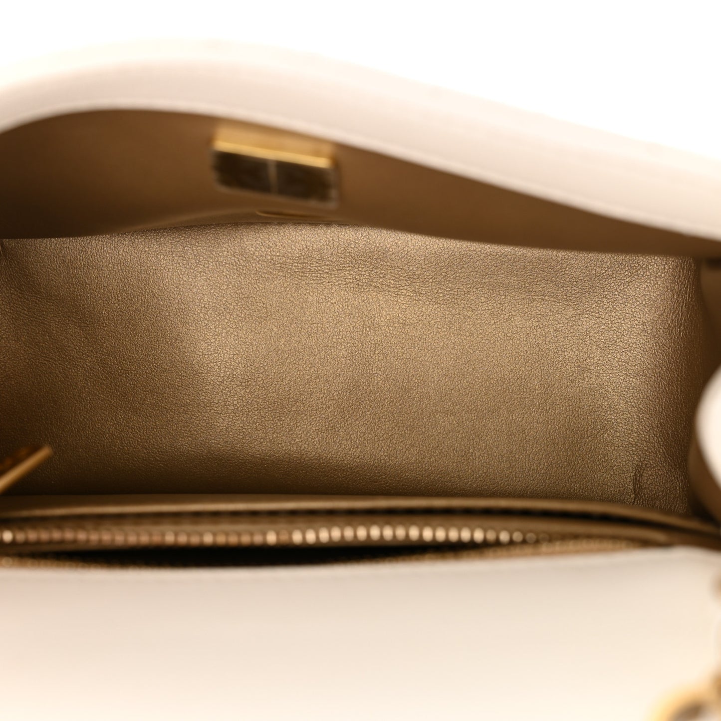Lambskin Quilted Mini Pearl Crush Flap White