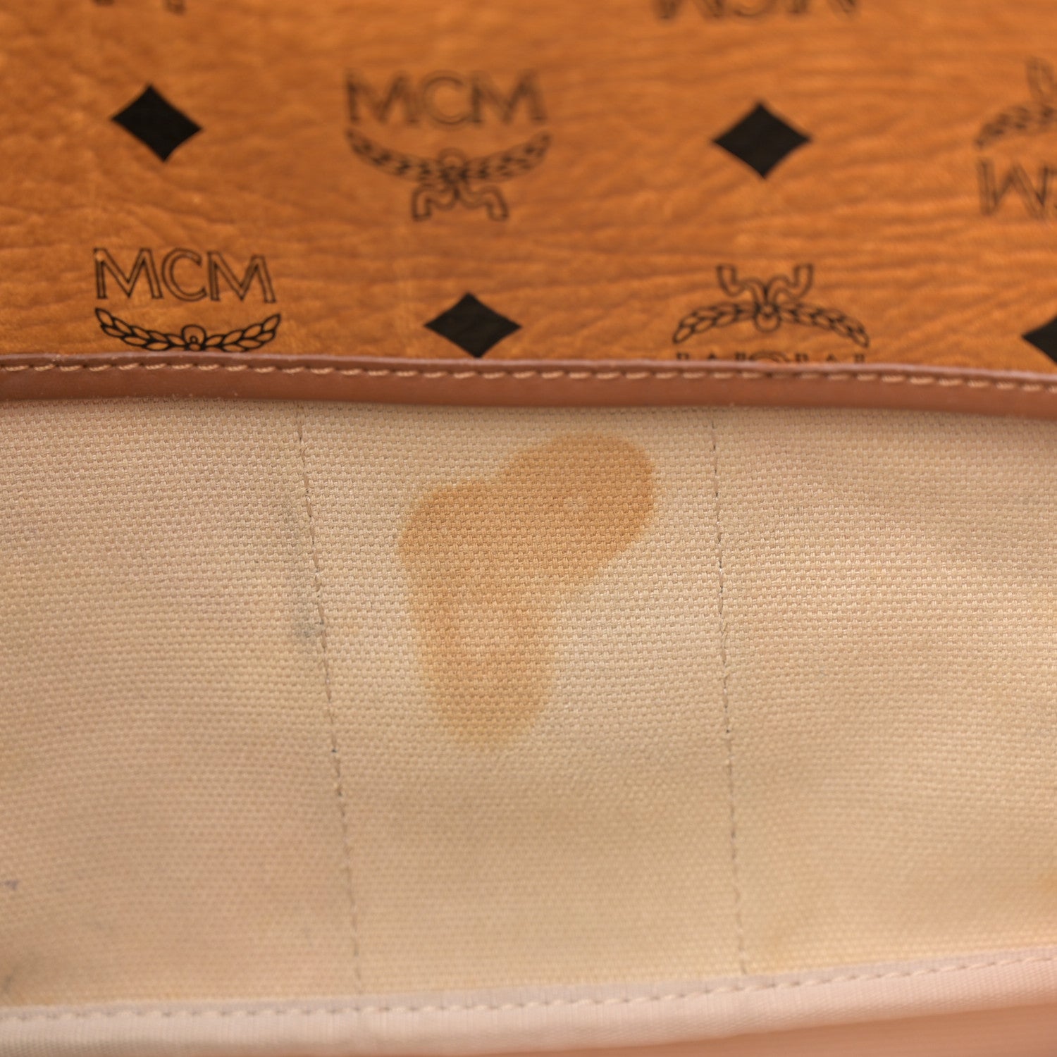 MCM Visetos Crocodile Embossed Medium Liz Shopper Tote Cognac 10 of 23